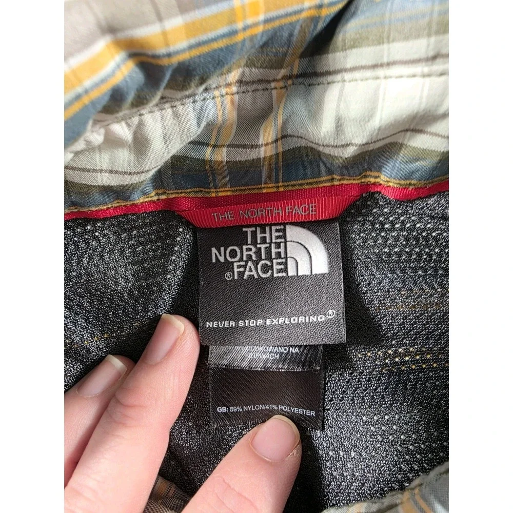 The North Face‎ Shirt Mens Large Sage Green Plaid S/S Hiking, Fishing, Camping
